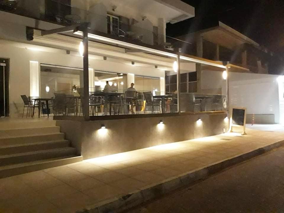 Angelo Cafe Hotel Tolón Dış mekan fotoğraf